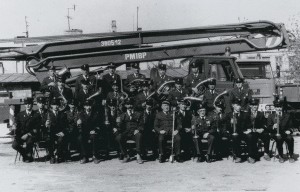 1988 rok - Orkiestra OSP Brzeziny (na zdjęciu również nowi członkowie z OSP Przecław)